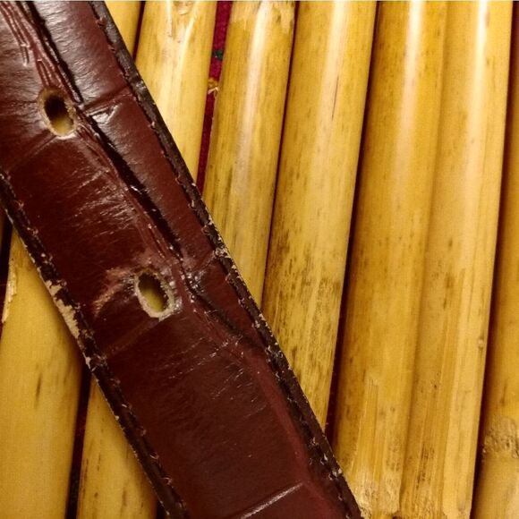 EUC GATOR COWHIDE Brown Belt w/Gold Hardware Made in USA - Picture 4 of 11